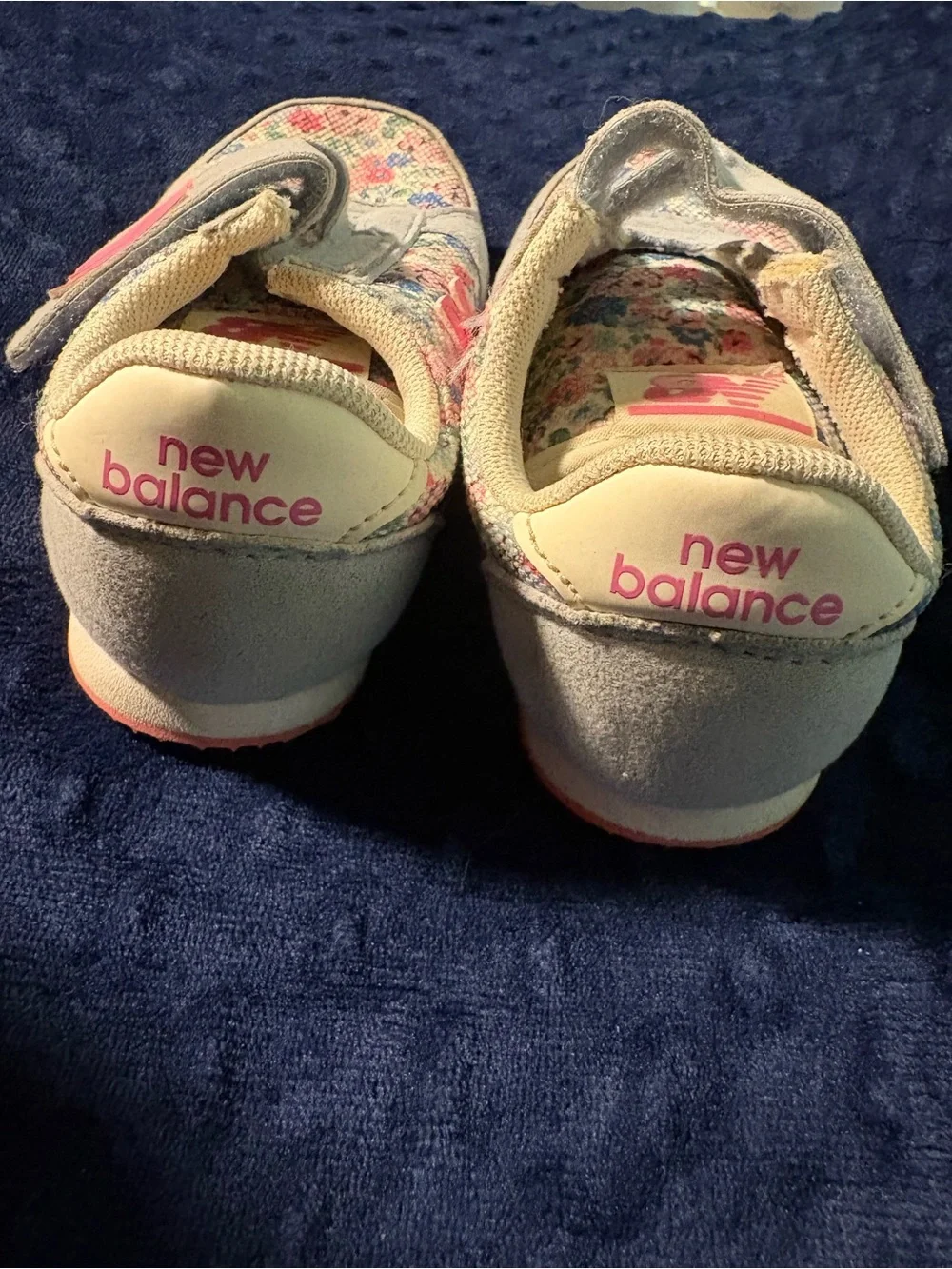 New Balance Kids Floral Velcro Sneakers - Light Gray & Pink Accents toddler  7.5